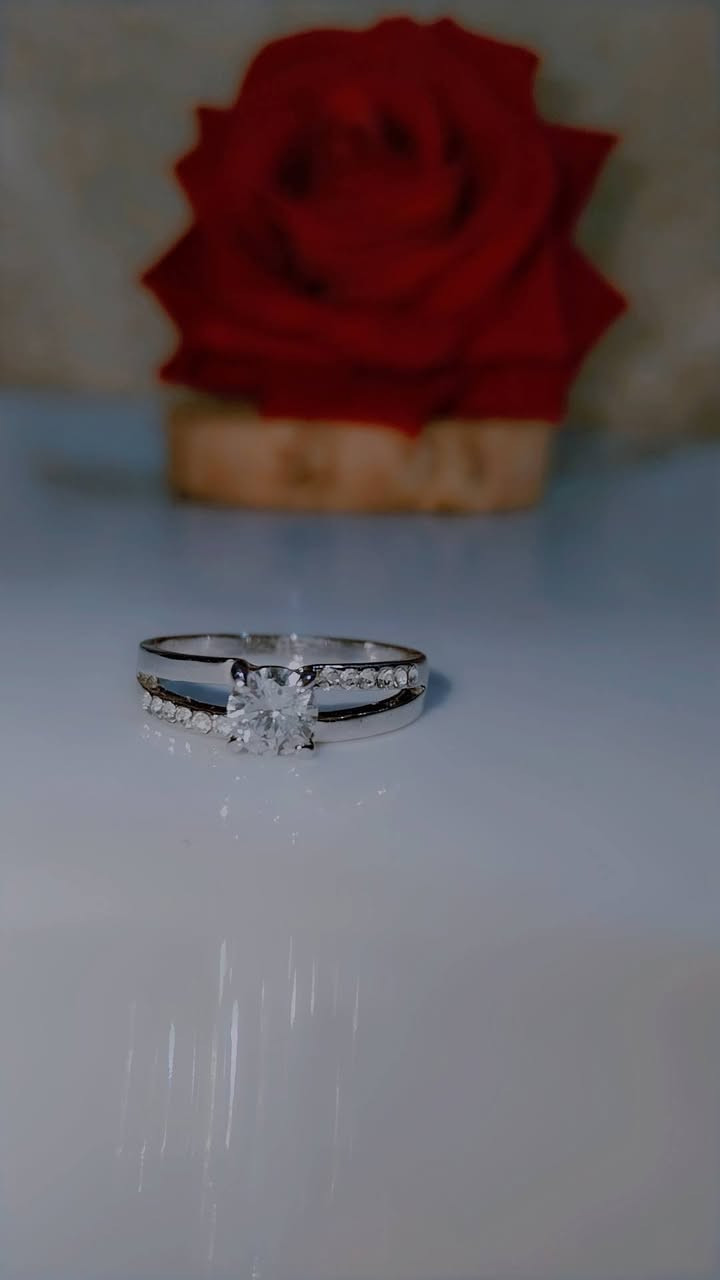 ✨💎 بكل فخر نعلن عن انطلاق
مسك كوليكشن | Musk Collection 💎✨
اكسسوارات راقية بتصاميم أنيقة، مختارة بعناية لتضيف لمسة فخامة لإطلالتكم 🤍
ذوق عالي وأناقة تليق بكم ✨
💰 السعر: ألف فقط
لأن الفخامة مو شرط تكون غالية 👌
متوفر توصيل داخل الصويرة 💍🚗
دعمكم يشرفنا ويهمّنا 🤍


**إذا كنت صاحب هذا الإعلان وتريد حذفه لأي سبب، رجاءا أرسل رسالة إلى الدعم الفني**