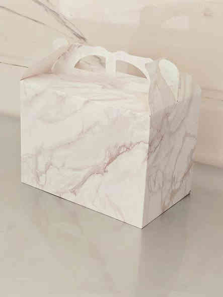 بكج كامل 40 الف فقط
100 بوكس نوع السميك درجه اولى😘
100 علبه كيك فضي او ذهبي بأختياركم 👈
100 قصبه مغلفه
100 شوكه
100 اكياس توزيعات
10 حافظات كلينس فارغه
ويتوفر توصيل داخل قضاء النصر
التواصل 👈***********
