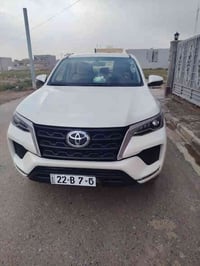 # فورشنل موديل 2022 للبيع محرك 4 (2700) ماشيه (70.000) مواصفات شركه SA...