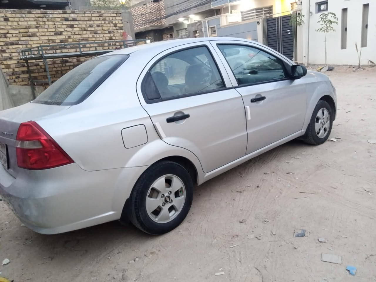 سلام عليكم  ورحمه الله
افيو 20015. سياره بيه خيط بخار

رقم اربيل بسم كردي  بيه جاملغ صبغ

والباب لعبري صبغ  ولباقي كله كفاله 

سياره حلوه تبريد معوز غاز. فقط 

سعره 63 وبيه مجال لطيبين 

مكاني نجف حي ميسان 
‏‪0787 687 0376‬‏
