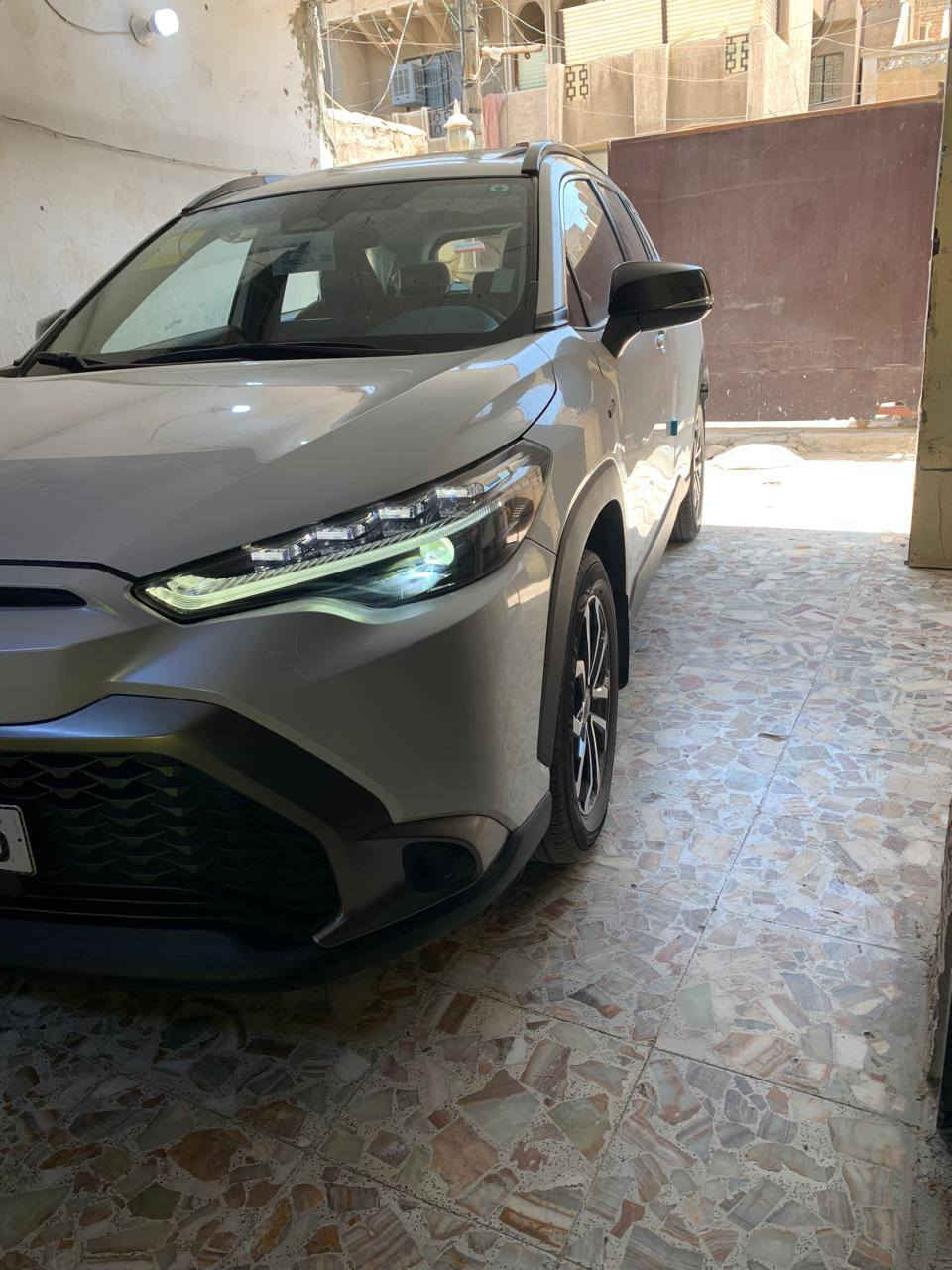 تويوتا كورلا فرونتلاندر موديل 2024  فئه s خمس عدسات 
مرقم بغداد باسمي السياره ماشيه 17 الف 
داخل جلد اصلي وكشن كهرباء 
المواصفات S اعلى فئه  محرك 2000
4 سلندر هايبرد 
سعرها 170 
مكاني البياع
***********

