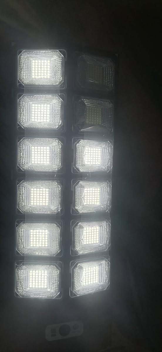 الخليه الشمسيه مكسوره الجامه مالته بس يشحن مابي شي. ويشتغر ويا  الريمود مالته  ب ١٣ ويه التوصيل


**إذا كنت صاحب هذا الإعلان وتريد حذفه لأي سبب، رجاءا أرسل رسالة إلى الدعم الفني**