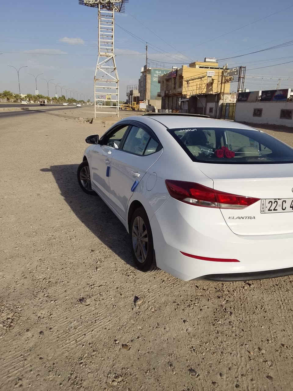 سلام عليكم ورحمه النترا 17 فول مواصفات  من عده لبصمه ماشيه 150سياره بيه دعاميه وبراكيت بيه يرباك دشبول ولدركه دعمت جلب مكان لسياره رمادي سعر 133...‏‪***********‬‏
