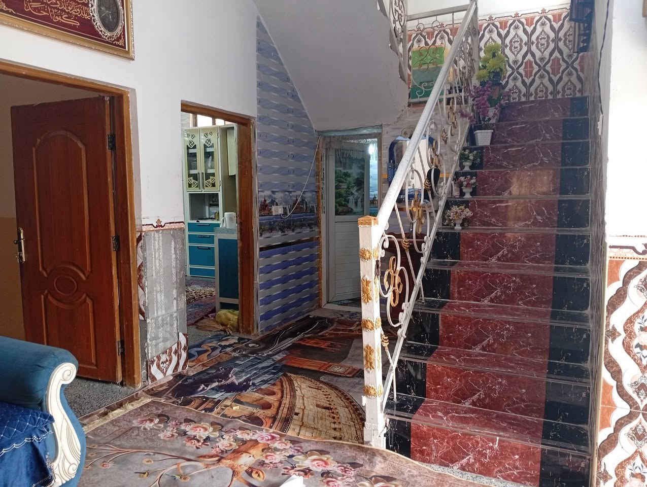 دار للبيع
200 متر كامل 
غرفه نوم ومطبخ وهول ومضيف 
العنوان الصياحيه قرب الامام سليمان 
للتفاصيل ***********
تحويل باسمك ثاني يوم
