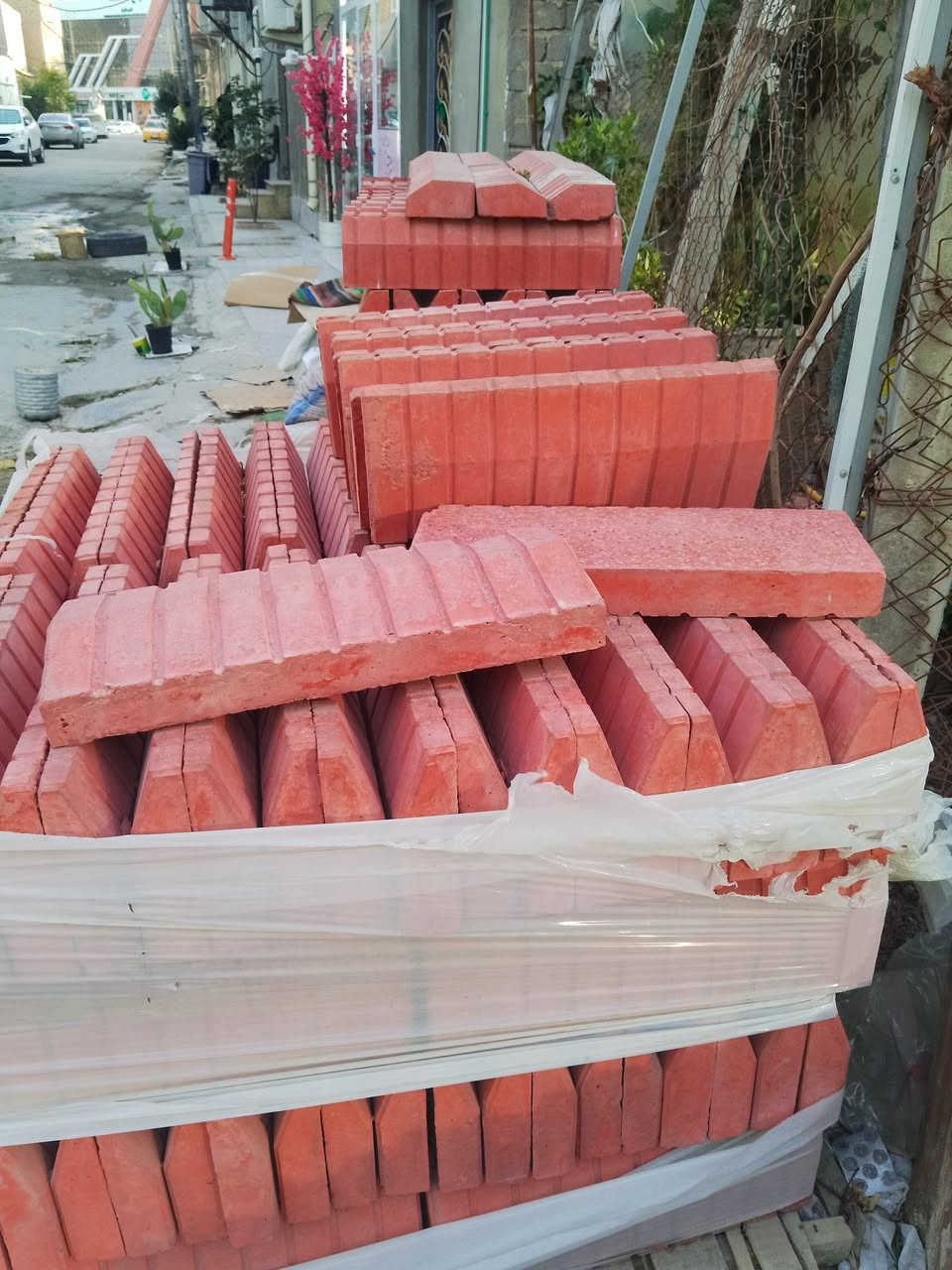 حرث حديقه سياج تنظيف***********
