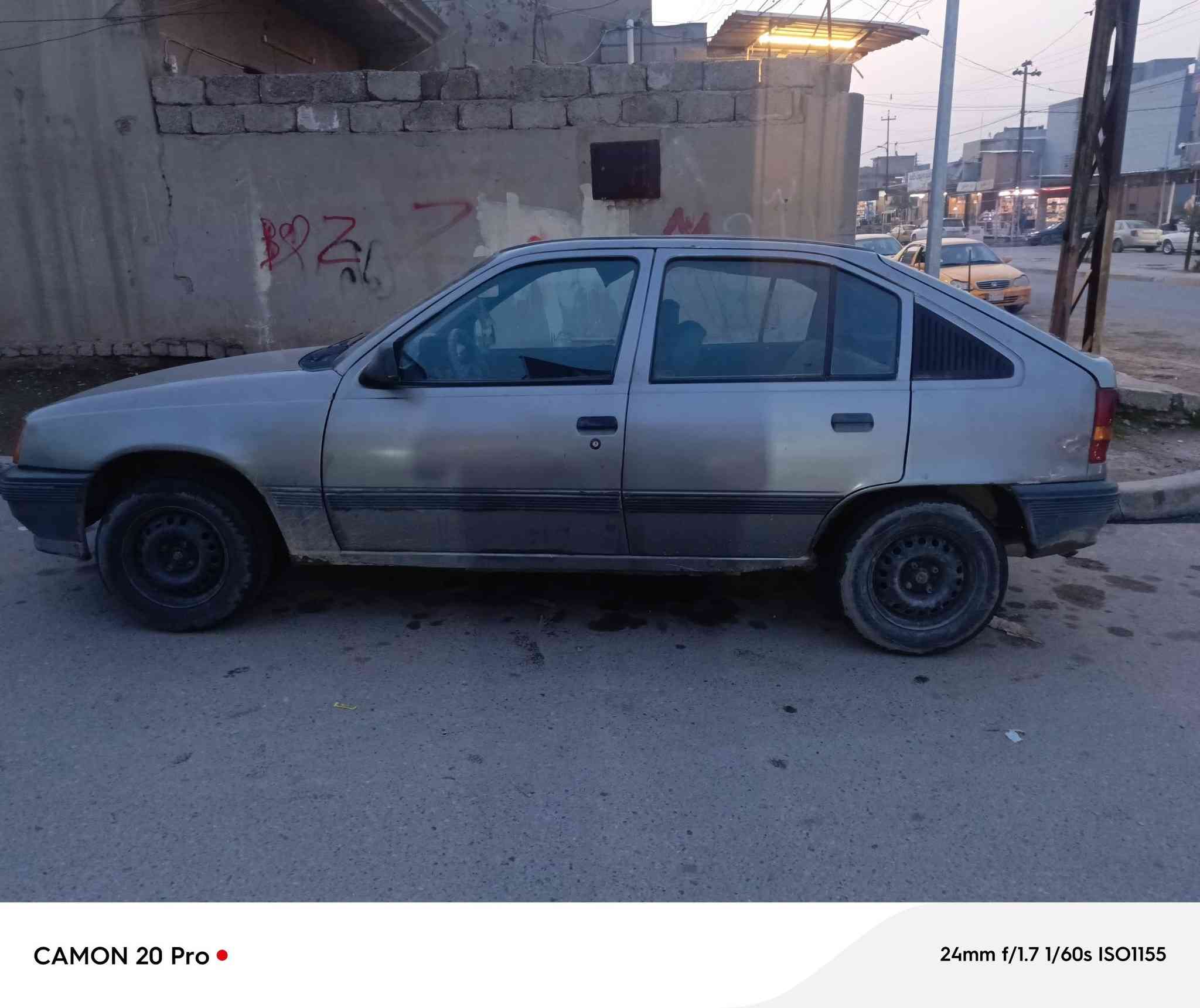 السلام عليكم ..كاديت للبيع الحجم 16 المحرك والكير خير من الله الشراي يتصل ***********/***********
