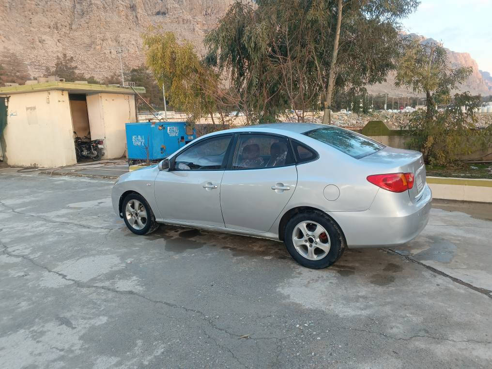 2008 كامل مةسرووف كراوة 
بةردى سالانساى بؤ كراوة 
هايدرؤليكى گيرى تازة گؤراوة 
رؤن و فلتةرى تازة گؤراوة 
 بةستراوةABS و بريك 
جامى هةلگيراوة 
بيلاد تةنجيل بلوتووس 
گير و مةكينة بةشةرت 
تةبريد سارد و گةرم بةشةرت 
سعرى 46
شوين رانيه 
***********
*********** رانية, السليمانية
