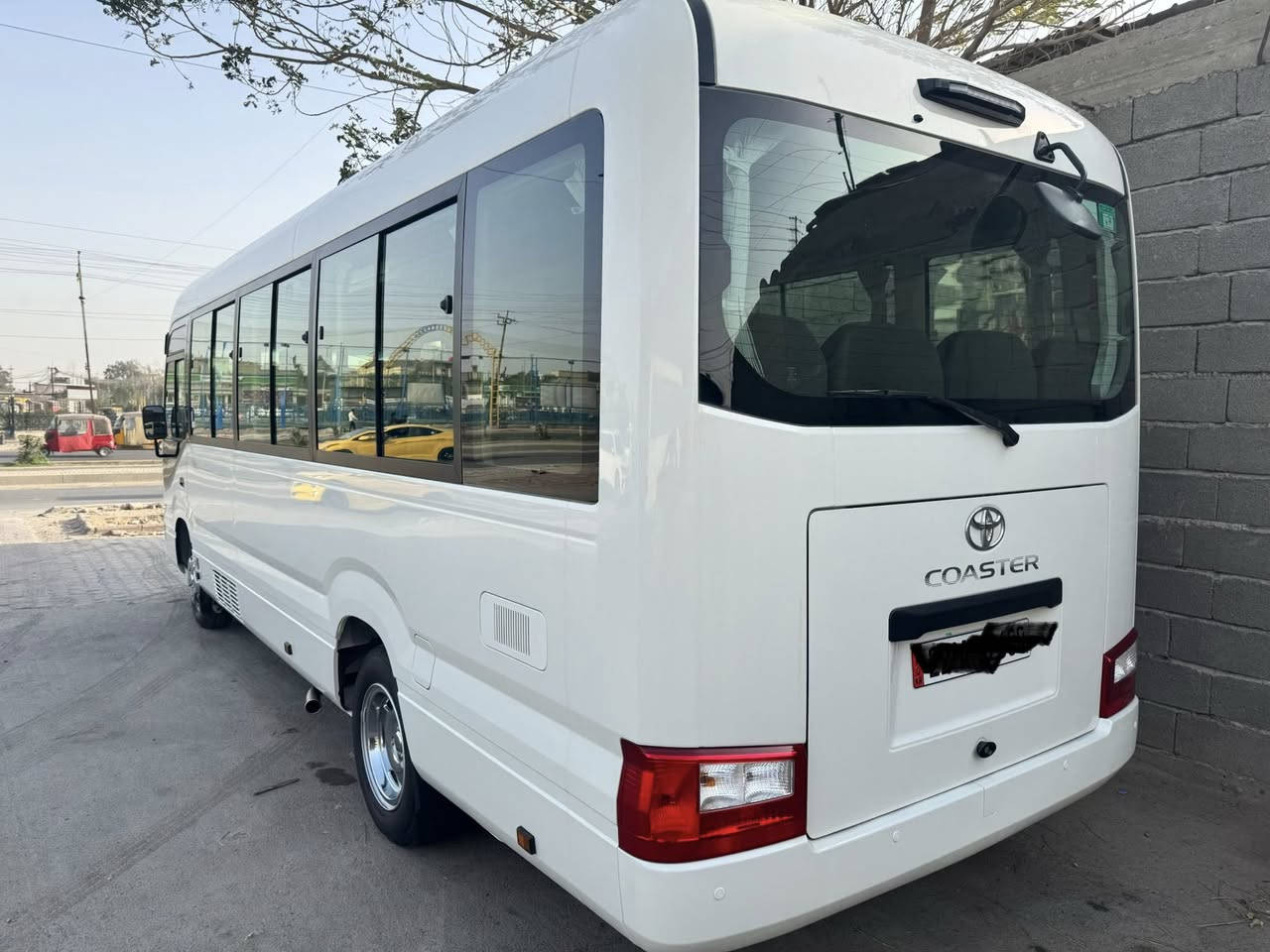 كوستر 25 زيرو ام الظمان فول مواصفات مكان بغداد موبايل ***********
