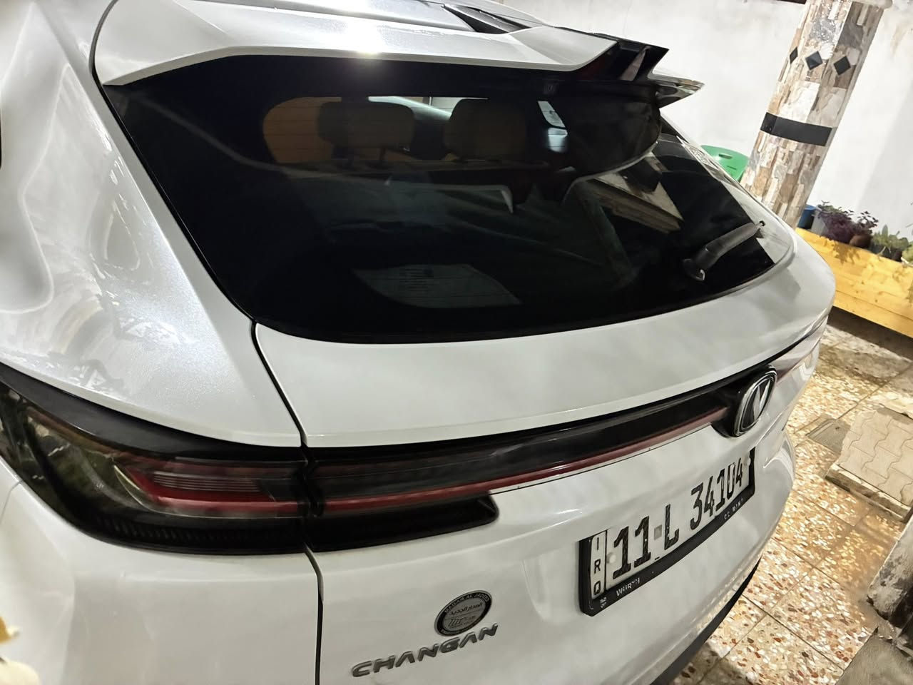 شانجان يوني كي2025  🚘
‏Changan Uni k 2025 ضمان البخيت .
مكان السيارة / محافظة الديوانية 

لون ابيض 

مكفولة من الضربه والصبغ 

🚘 مرقم بغداد 🚘 

📃 اليكم التفاصيل الآتية 👇🏻👇🏻

تسجيل DVR اثناء القيادة 

🚘 خليجي 

🚘 ماشية 13 الف كيلو فقط 

⚙️ حجم المحرك 2.0L Turbo

⚙️ مرتبط بناقل حركة أوتو 8 نمر

⚙️ يبلغ عزم الدوران 390 نيوتن / متر 

🐎 بقوة 233 حصان 🐎🐎

🔑 مفتاح التشغيل بصمة 

🔑 تشغيل عن بعد 

🪟 بانوراما 

🚗 فتح الصندوق كهرباء 

🚗 دفع رباعي AWD 

‼️ اريل نفكيتر 

📍حساسات أمامية 

📍حساسات خلفية 

💡لايت زينون + LED 

🔦️ بك لايت LED 

🚘 قبضات أبواب شفط

🚘 دخول بصمة ذكي 

🛞 حجم الاطار 265/45R21

🛞 ويل كب 21

🛞 4 دسك

🛞 حساسات ضغط الاطارات 

✨️ اشارة في المرايا الجانبية 

✨️ المرايا قابلة للطي كهرباء 

🌧 ماسحة خلفية 

🎈عدد AIR BAG 6

🚗 هاند بريك كهرباء 

🚗 ا ABS 

🖥 دشبول شاشة ديجيتال 

🖥 شاشة Apple Car play 

📷 كاميرا دوارة 

📷 4 كاميرات 360°

💡الانارة الداخلية LED 

⭕️ مقود جلد حياكة  

🛣 مثبت السرعة Cruise 

🎶 المودات والاوامر الصوتية 

🎶 ا Bluetooth / T YPCE 

🔋شاحن هاتف Wireless 

⚡️مخرج منفذ الطاقة 

🔍فحص نظام السيارة 

🚘 انارة داخلية LED محيطية 

💺تتسع المقصورة ل 5 ركاب

💺المقاعد جلد

💺حركة المقاعد الأمامية كهرباء 

💺 تدفئة وتبريد المقاعد الامامية

💺ذاكرة مقعد السائق

💺تجاوي متحركة 

👶 مثبت مقعد الطفل ISOFIX 

❄️ تبريد شاشة 

❄️ قطعتين تبريد

🚘 أوضاع القيادة Drive Mode 

🧱 أوتو بريك ‼️

 🧱 رادار

⛷️ نظام مانع الانزلاق 

⛰️ نظام نزول المنحدرات 

🥤النظام الصوتي SONY

🚘 دبل اكزوس 

🚘 تطعيم الدواخل ألمنيوم

السعر 37 مليون دينار عراقي ( محجوزة للمصرف الزارعي بااسمي )  ***********
