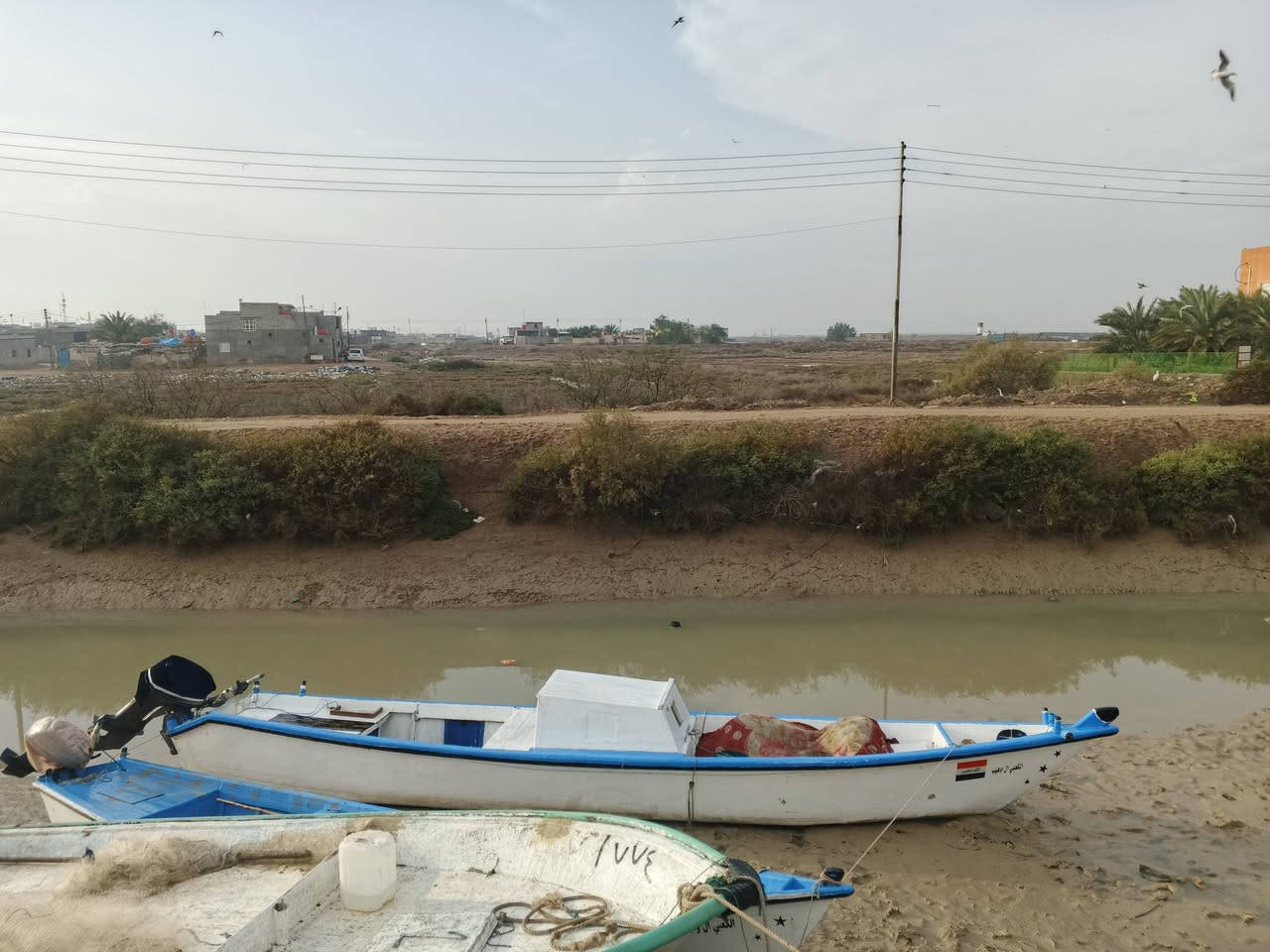 بلم للبيع هوه ومكينته البلم طوله 9 والمكينة 40 ياماها شغل وطلع السعر مليونين وربع وبي مجال تعال وتدلل


**إذا كنت صاحب هذا الإعلان وتريد حذفه لأي سبب، رجاءا أرسل رسالة إلى الدعم الفني**