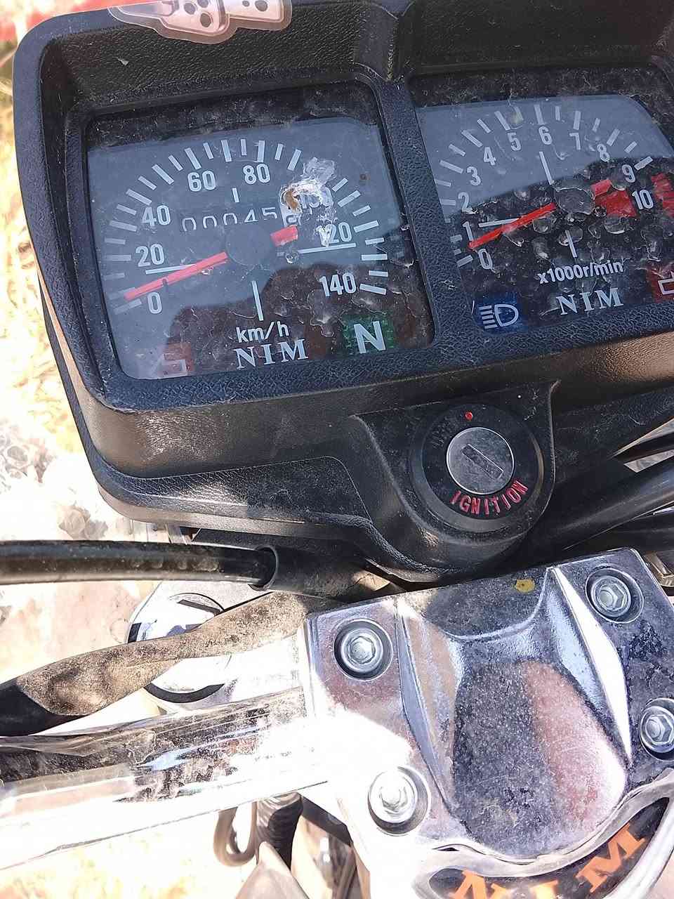 نامه امتياز اصلي مديل 26.   دراجه 3احرف
اوراق سكنر 
مكاني بابل سده الهنديه 
دراجه اليوم طالعه من المعرض للبيت فقط تجي دهن الشركه بيه انت تسحكه 
سعر 700
***********
