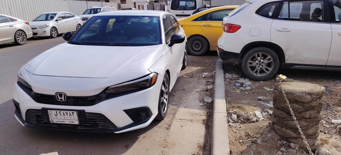 هوندا سيفك موديل 22 محرك 2000 بسمي تحويل ثاني يوم عارضها 140 وبيها مجال رقمي *********** /***********
