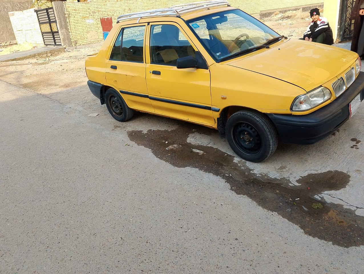 السلام عليكم سايبه للبيع موديل 15تخم تاير كير مكينه على الفحص هيه غرامات مصفره السعر ٤٥
الرقم ***********
