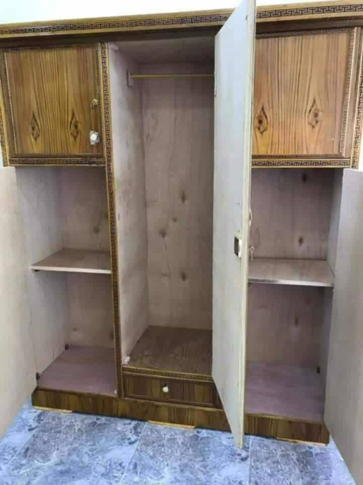كنتور ثلاث ابواب ملحق خارج صاج وداخل عادي ضهر جرجوبه قاعده سعر 260 وتوصيل مجاني للاستفسار واتساب ***********
