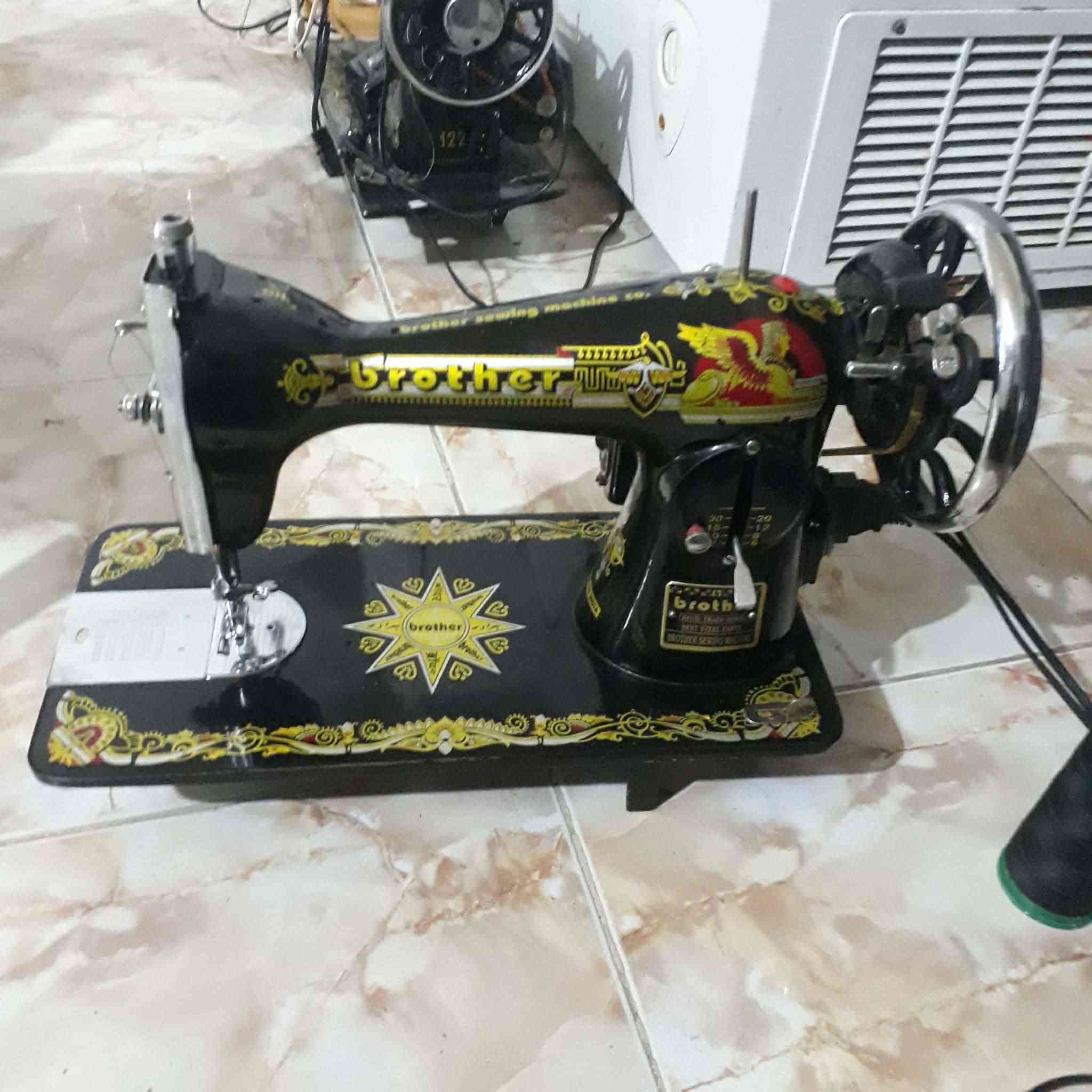 مكلفه بنشر
غراض للبيع كلها نضيفه 

الميز الامنيوم ٨٠

والمبردة ٧٥عدد 2

وعندي بردات على ٢٠ الزوج واكو اقل

والفرن جديد هسة ادز صورتو زين ٧٠ حديد إستخدام قليل

ولمكينة اصلية جديدة مامستخدمة ١١٥

موكيت عدد2سعرواحد45..  خلاط 20

كراسي عدد 2واحد 10..  بنكات عدد 4سعر وحدة 30

ميوز بلازمه عدد 2واحد جديد 50واحد 20. مكان هيت الاسعار بيها مجال للاستفسار رقم خاص @إشارة


**إذا كنت صاحب هذا الإعلان وتريد حذفه لأي سبب، رجاءا أرسل رسالة إلى الدعم الفني**