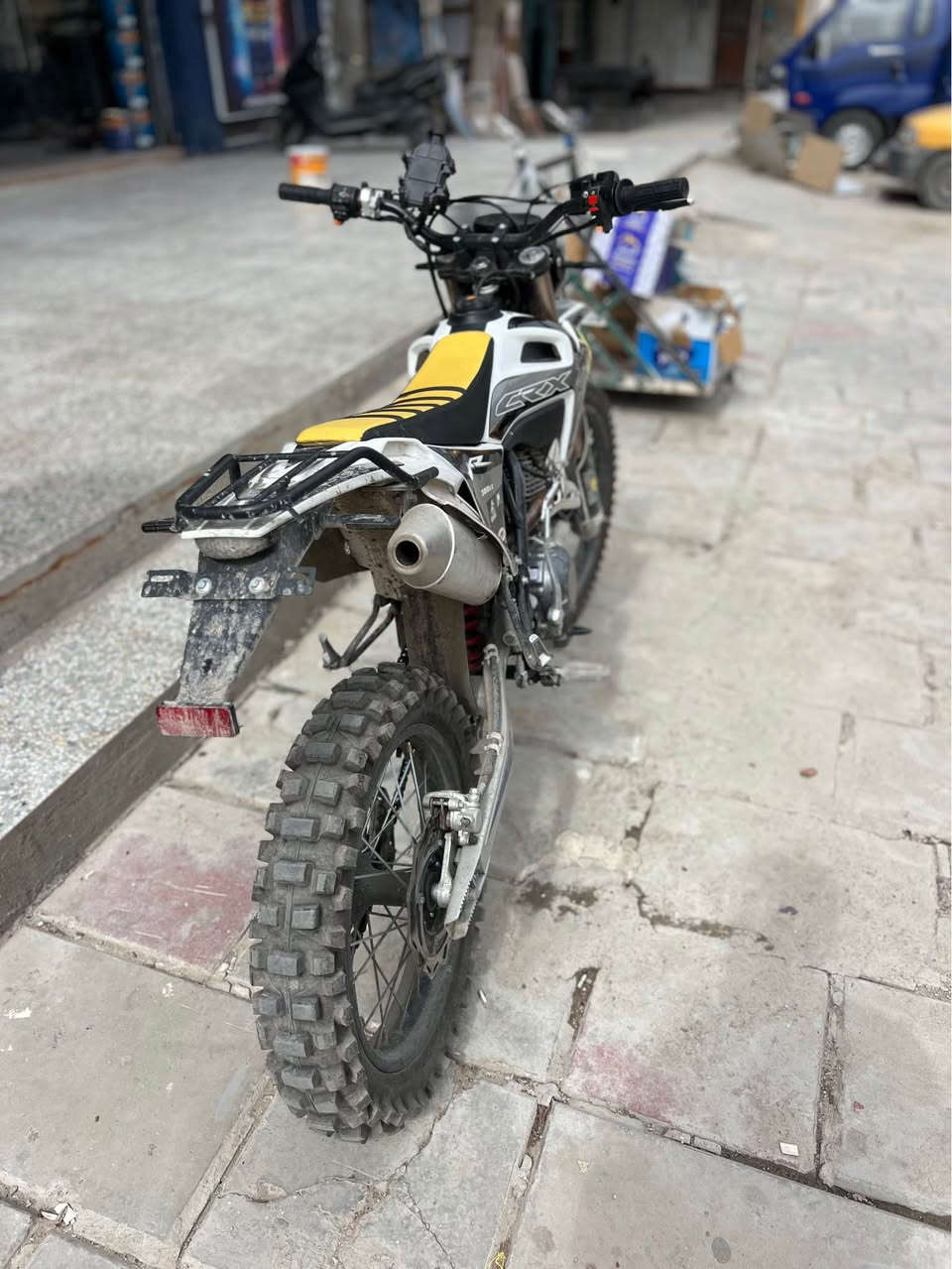 قفاز للبيع CRX300cc زيرو سعر 1850 بيه مجال 
رقم للتواصل 775 053 2083‬ بغداد, العراق
