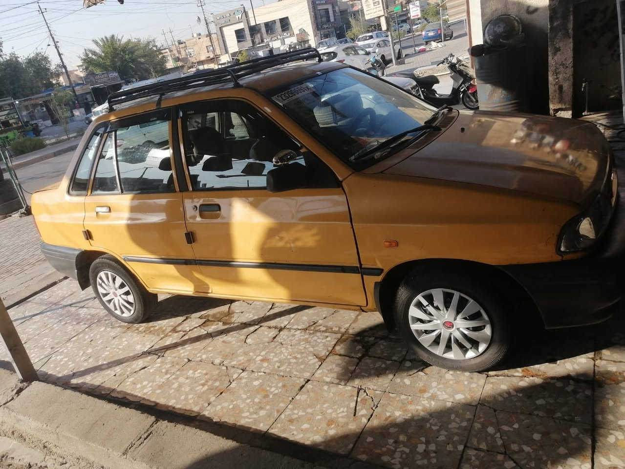.
سلام عليكم سايبه ١٢ بسمي 
كير تبريد صدر تمام 
مكينه بيه رنكات 
شواصي معمره 
داخل مدوشم مكاني بغداد البياع 
شراي يخابر ***********
سعر ٢٣ بيه مجال بسيط
