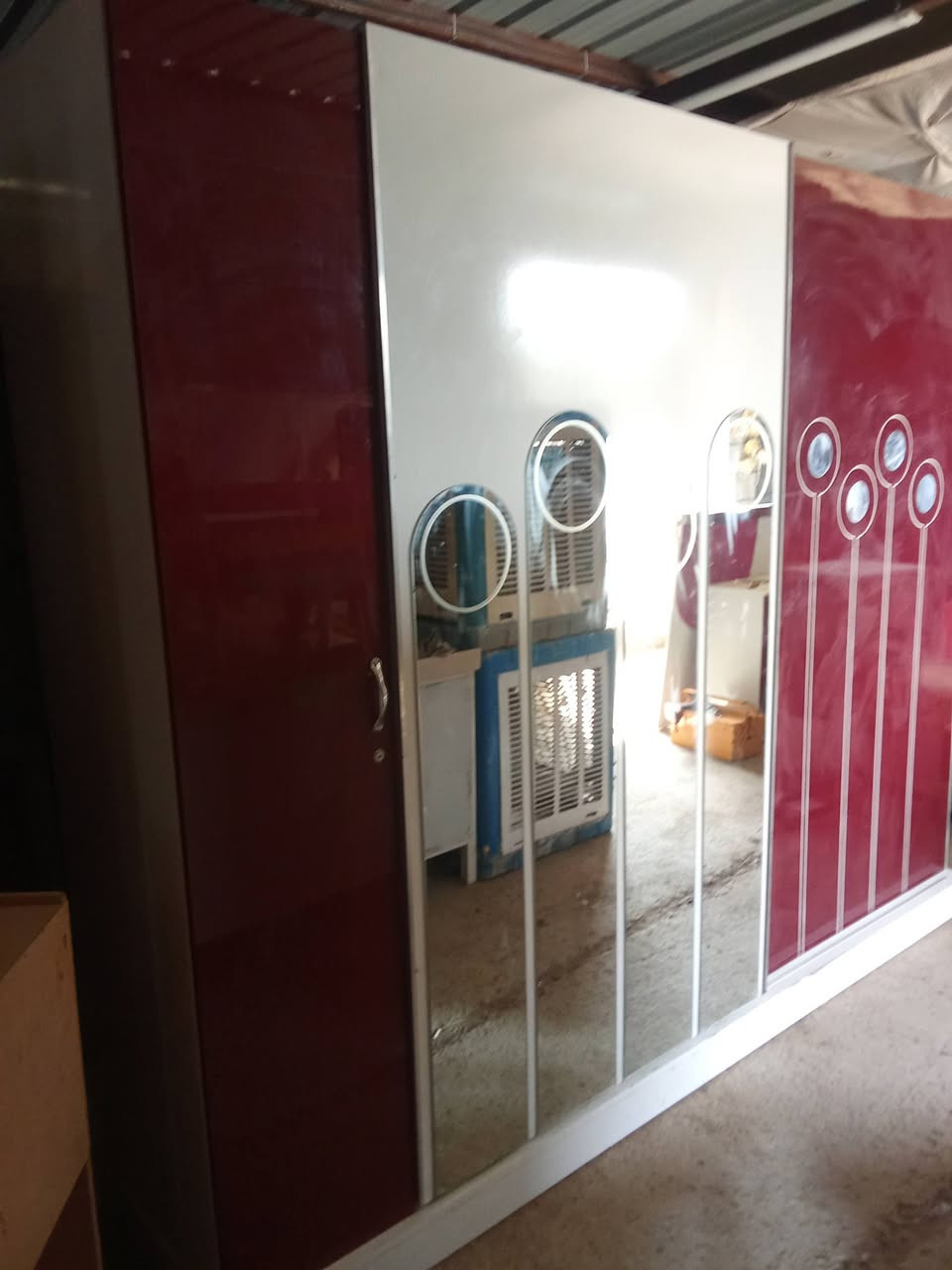 غرفه تركي 7قطعه نضافه 95/100العنوان بابل السده الهديه***********
