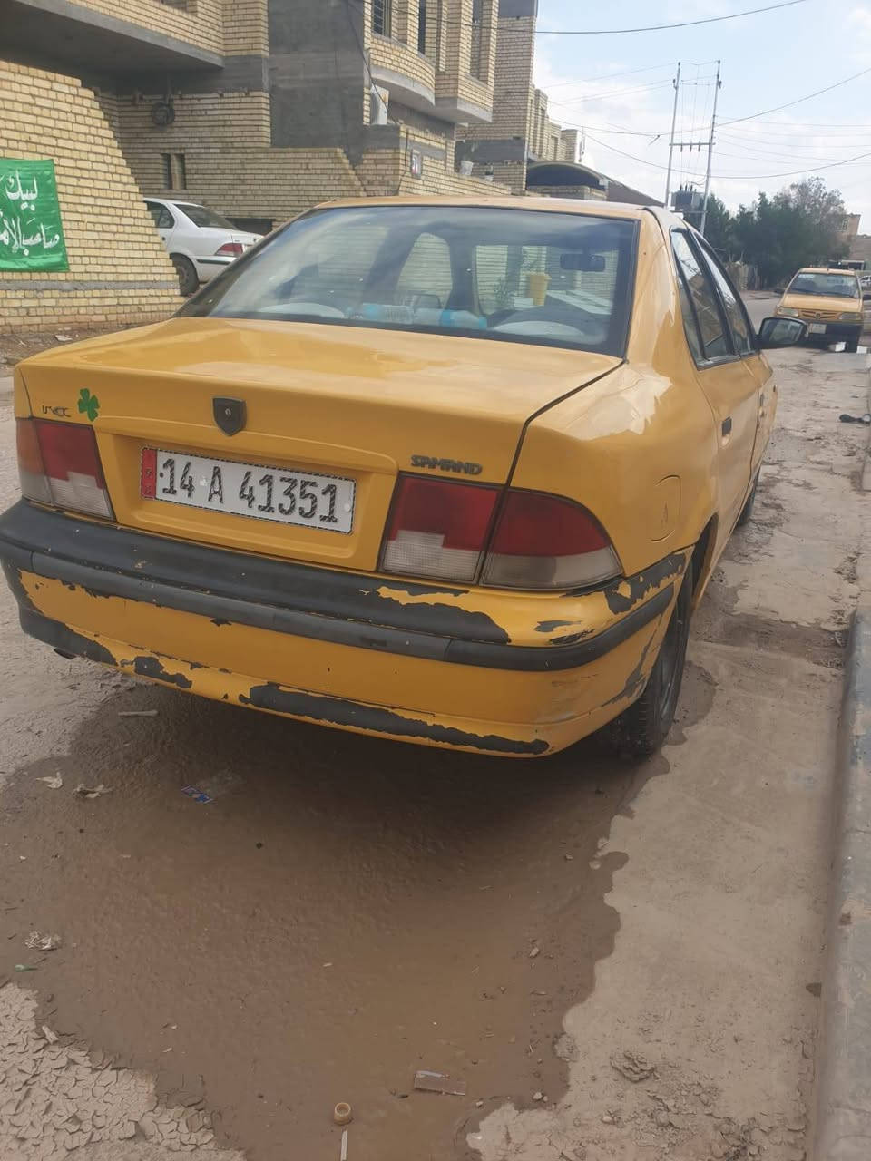 السلام عليكم سياره سمند2011 مصفره هيأه وغرامات تحويل ثاني يوم السعر ٢٧ وبيهه مجال حق اجيه العنوان البصره الموفقيه الرقم ***********
