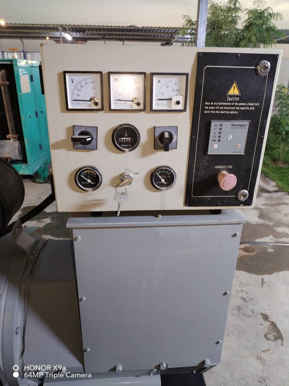 السلام عليكم
مولد بيركنز لوفل 6سلندر  150كيفي  

ضمان الحمل شرط الشغل والظمان 

خصم في الاسعار الى زبائنا الكرام 

العنوان بابل شوملي 

***********

***********
