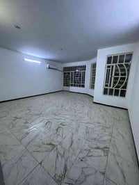 السيدية شارع المركز • بيت ١٥٠م • ٤ غرف نوم