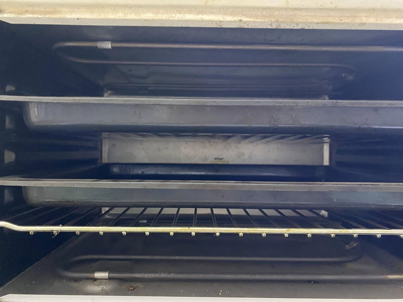 اوفن ب50 وبي مجال مكانه الدوره


**إذا كنت صاحب هذا الإعلان وتريد حذفه لأي سبب، رجاءا أرسل رسالة إلى الدعم الفني**