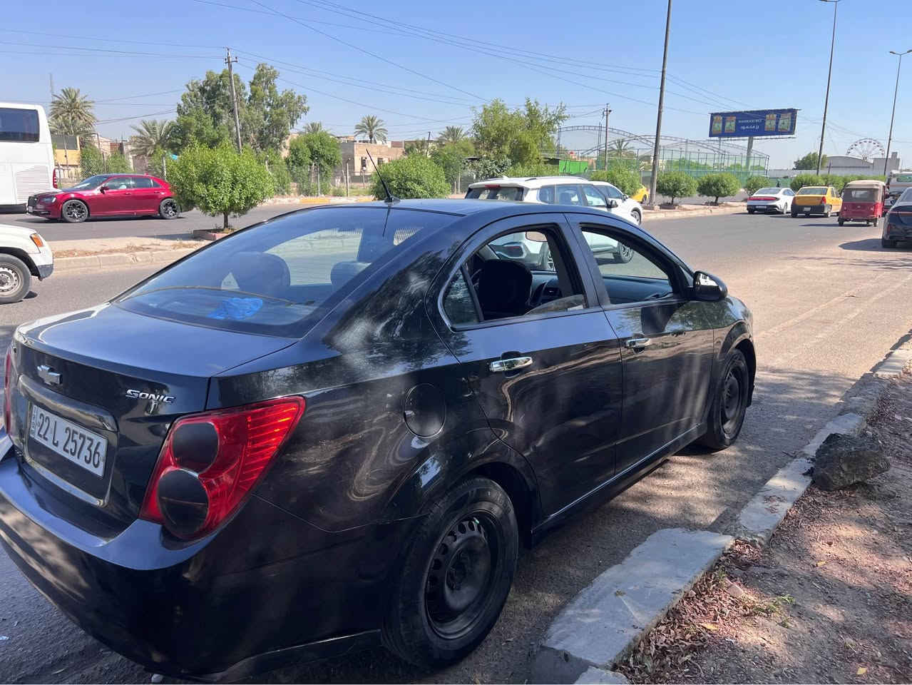 سونك ٢٠١٢ بدوووون صبغ - خليجي
١٦٠٠ - ٦ نمر
تبريد محرك كير كله جديد 
سبير منازل - السياره على وضع الشركة
لا طخات ولا رصعات بالبدي 
كلش نضيفه ماكو انضف منها بكل بغداد 
٧٥ ورقه سعرها 
مكان السياره بغداد 
*********** بغداد, العراق
