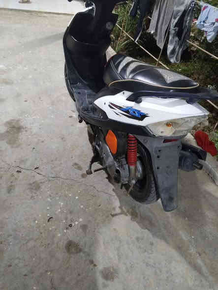 السلام عليكم 
ماكس عدله 
بوش 49بلادي 
شغاله نكره سلف 
سعر 450
مكان كوت دجيلي قرب المعارض 
الإستفسار اتصل ع رقم ***********
