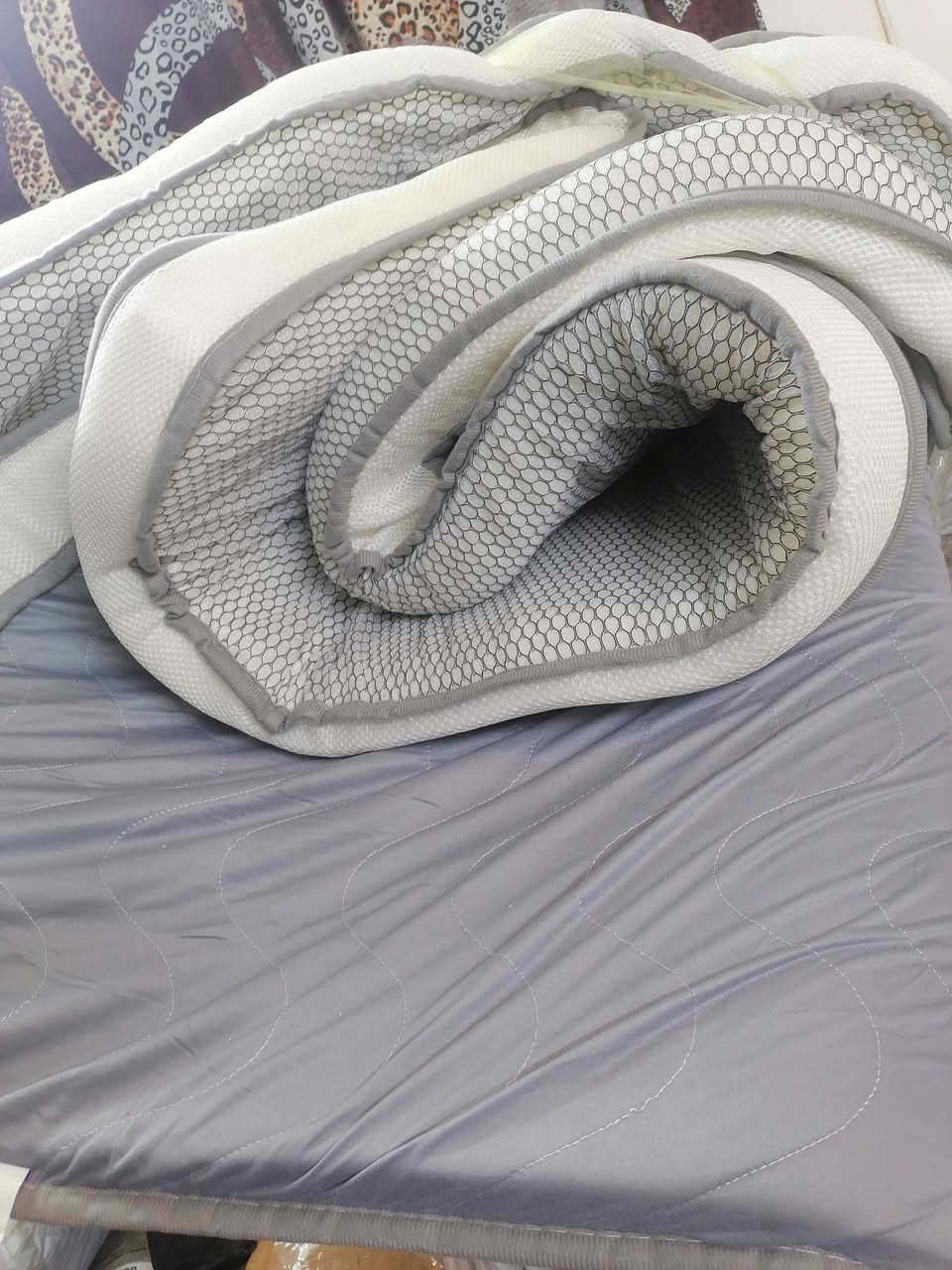 سلام عليكم اخوان
عندي دواشك طبيه جديده اصليه

وعندي مخدات طبيه عدد اثنين 

قياسات دواشك

واحد 180*200

وعندي قطعتين 150*200

الي تخدمه يراسلني او ينطيني سعر بيهن شلعه كلهن


**إذا كنت صاحب هذا الإعلان وتريد حذفه لأي سبب، رجاءا أرسل رسالة إلى الدعم الفني**