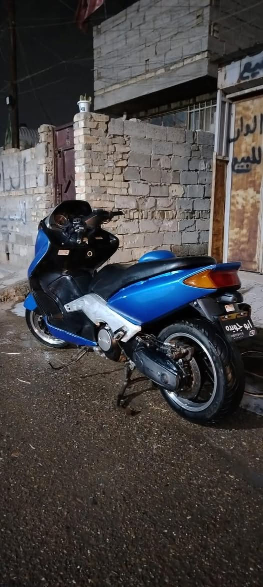 سلام عليكم حبايب كلبي مرخصت الدمن مدير الحروب تي ماكس2008 ماشيه 55 السعر 9 وبيهه مجال حبي وشراي يتصل  ***********
