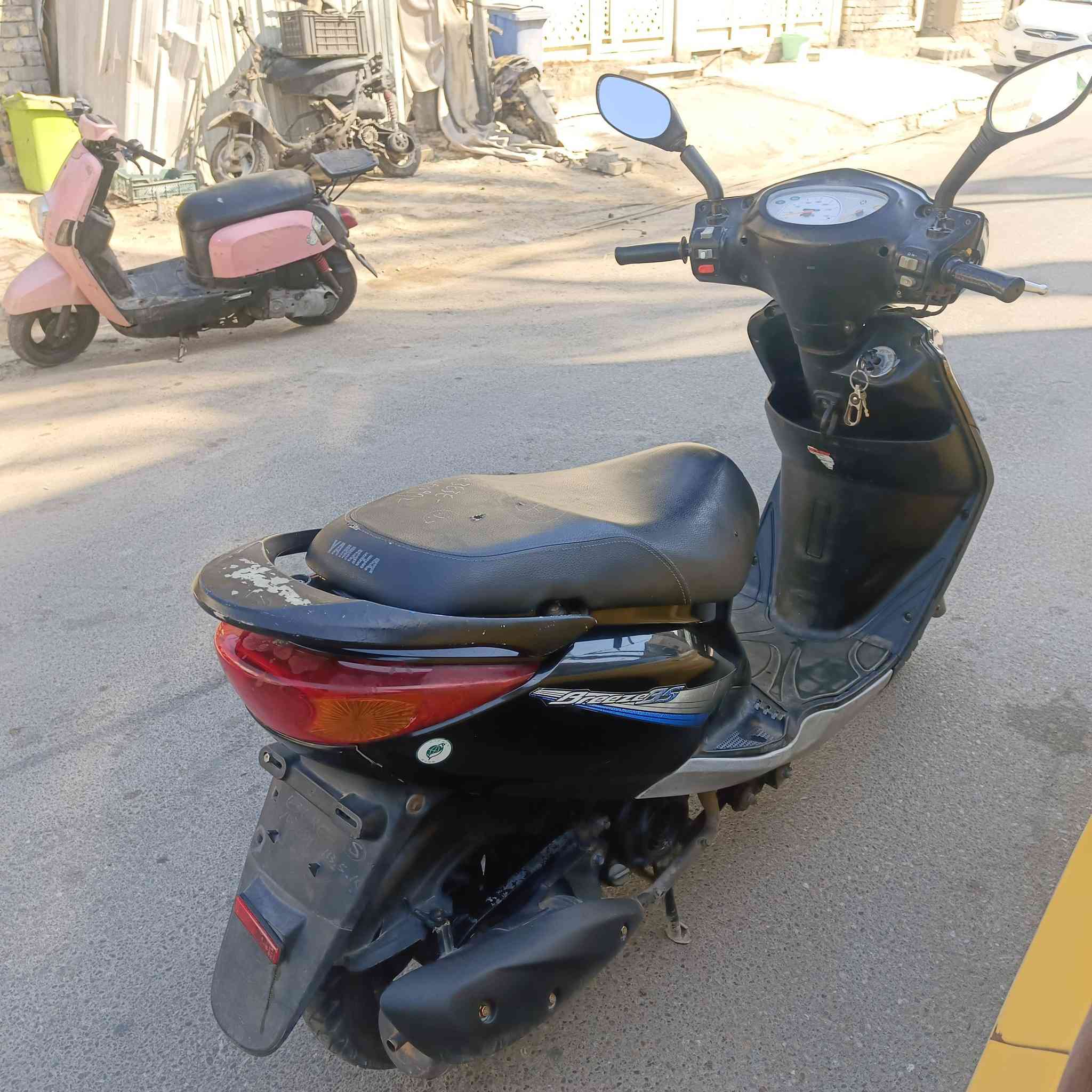 بغبغاء للبيع كلشي بلادي مكينة ما مفتوحة فقط سلف ولحيه تجاري الدراجة نص نكره ما طابه فيتر على ايدي للبيع السعر 750 وبيهة مجال مكاني بغداد الدولعي رقمي ***********

