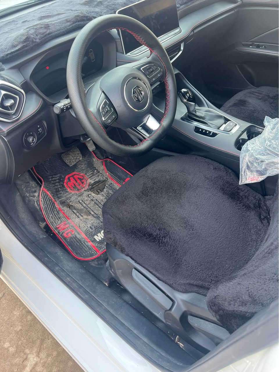 Mg GT 2025
فول مواصفات شاشە ئەکتیڤ بۆیاخ تەنک
هیچی پێوە نیە 
لە سلێمانیم ***********
١٢٥ $ السليمانية, العراق
