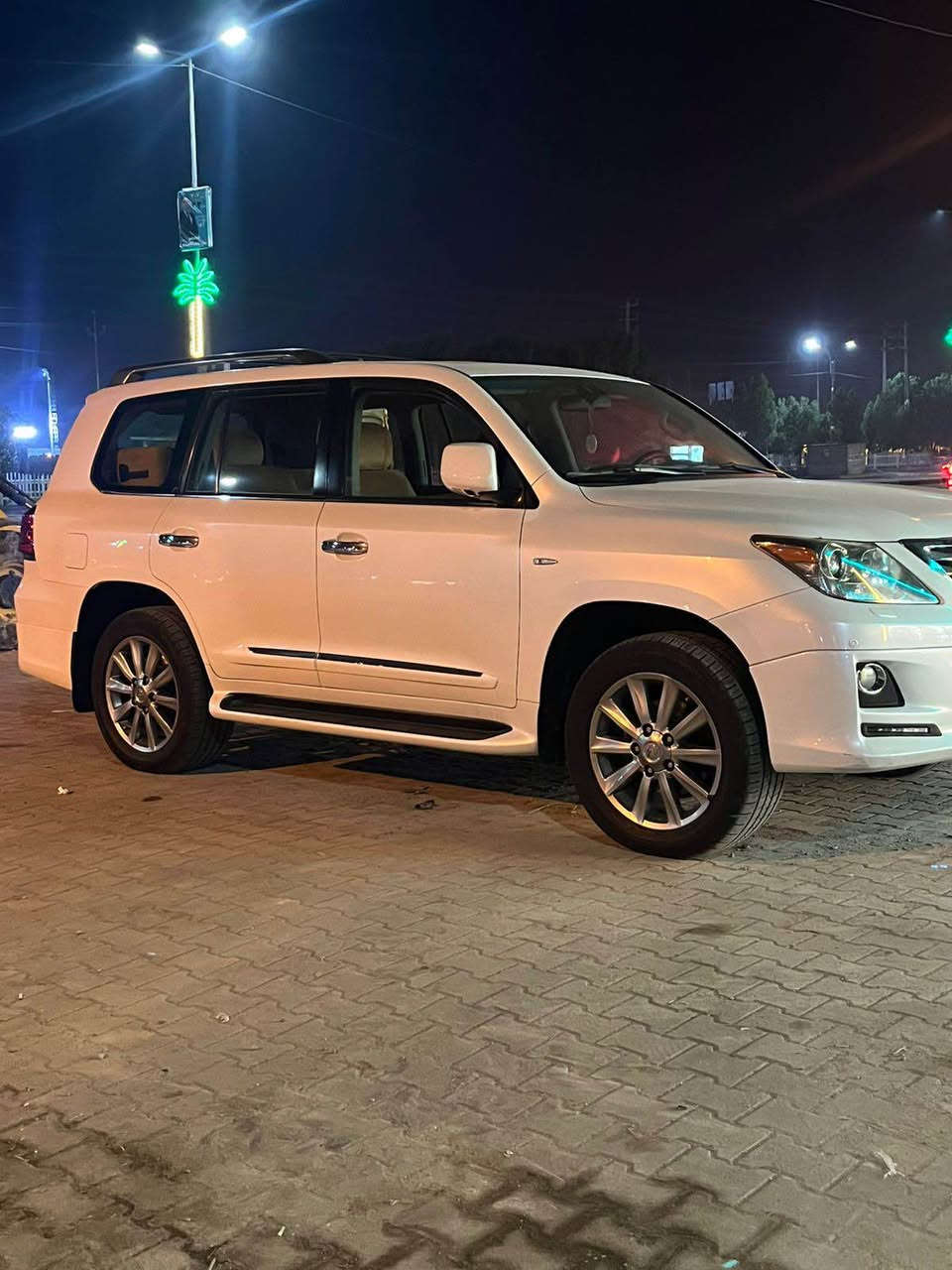 لگزز 2011 مكفوله كفاله عامه رقم اربيل مجدده 2029 بأسمي سياره نظيفه كلش كلش فول مواصفات محرك 5700 8 سلندر مكانهه بالبصره للتواصل 
*********** القرنة, البصرة
