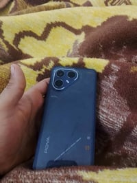 تكنو بوڤا ٧ الترا • ٢٥٦/١٢ جيجا • ٦٠٠٠ ملّي أمبير