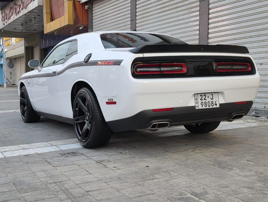 سلام عليكم
جالنجر sxt 
موديل 2023 last call
تو ويل

بدون قطره دواخل!

فقط راس شاصي تعديل كلش بسيط!

لا كص ولا لحيم 

سياره بدون ايرباك !

السياره حدثها  كما موضح بل صورا !

 
بونيد جاملغ وبيها كلير من امريكا بربع !

جاملغ خلفي من جها سكن !

سياره ماشيه 42mi !

ويل نجمه سياره نصبته كلش حلو  !

سمعات alpin 

سعر 185 بي مجال حك جيه 
مكان سياره كركوك  
رقم ***********

