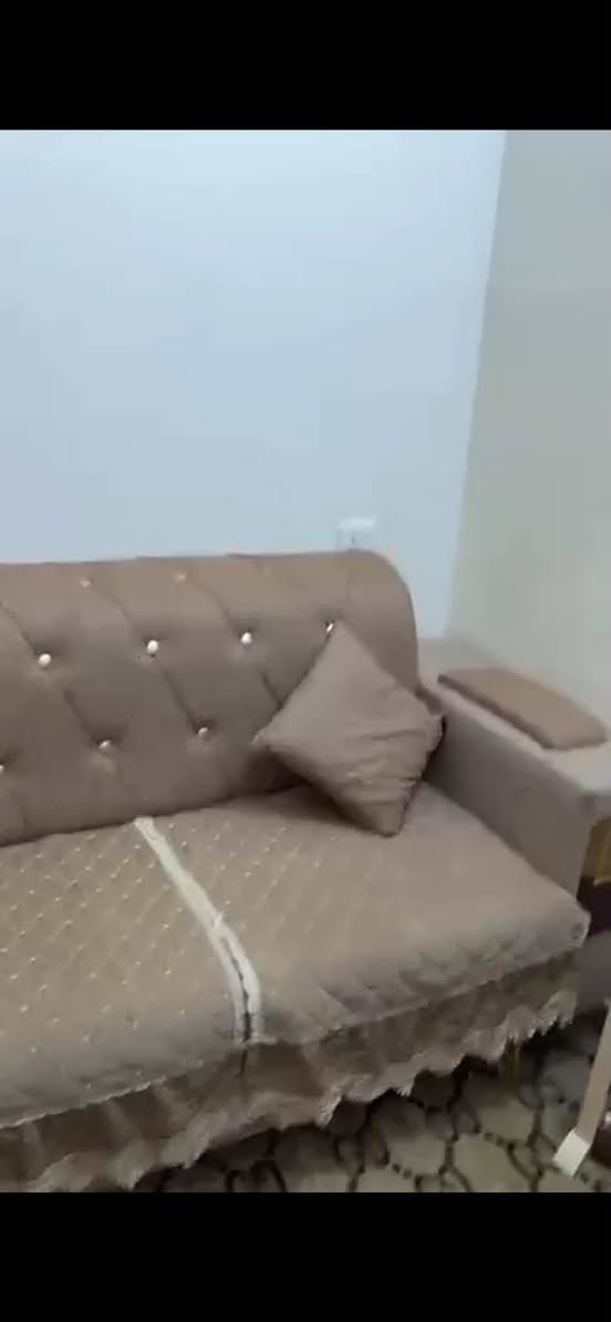 غراض للبيع مستعجلة على بيعتهم واذا مندوبة تبيعهم الي وانطيها عمولة زينه مكاني كرادة


**إذا كنت صاحب هذا الإعلان وتريد حذفه لأي سبب، رجاءا أرسل رسالة إلى الدعم الفني**