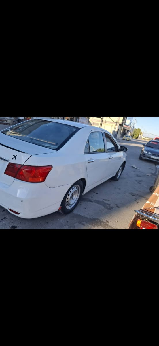 السلام عليكم سيارة  BYD /G3 كير عادي
محرك كير تبريد كفاله رقم بابل انكليزي بااسمي
حساسات شاشه تحكم ستيرن فتحه قمارة تشغيل عن بعد
السياره مناقصه شي نهائيا ضربتها جاملغ وباب خلف لصدر
سعرها ب54 وبيها مجال بسيط بيع فقط
مكاني كربلاء
رقمي ***********
