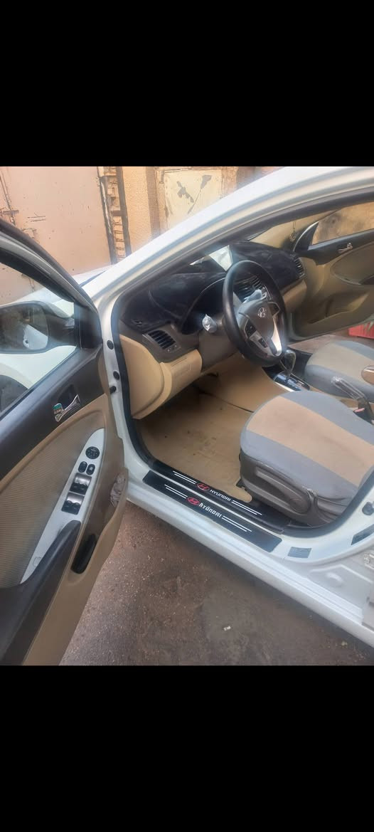 اكسنت 2012 خليجي سيارة جديدة مال بيت من تخم تاير مكينةكير كله جديد صدر جديد سيارة ما ب
 يه اي نقص ترايك وين مايعجبك سيارة بسمي بغداد تحويل ثاني يوم مكاني بغداد هاتف *********** السعر 95 او بيه مجال للطيبين
