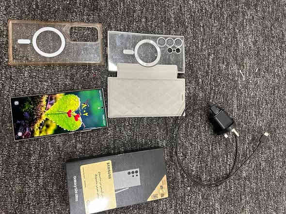 السلام عليكم
s24الترا ذاكرة256

الجهاز جديد امانة الله من البيت ماطالع

رايدي900. بي مجال بسيط عدنا علاج فدوة لاتكسرون بسعره
***********
العنوان بغداد الدورة
