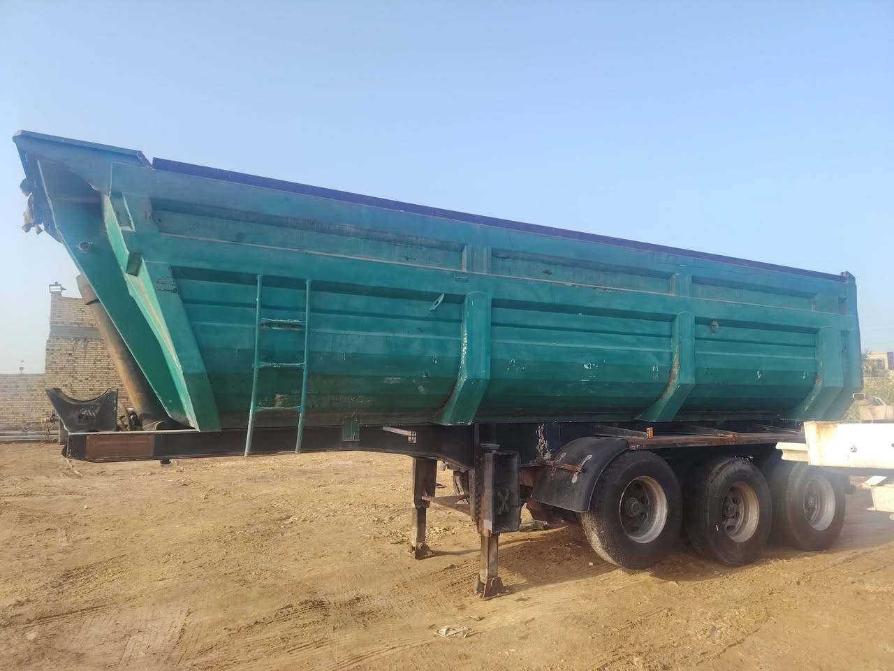 دار قصاب دناكير ١٦ ذرعه ٣٣مع تعلاوه عنوان عماره ***********
***********
