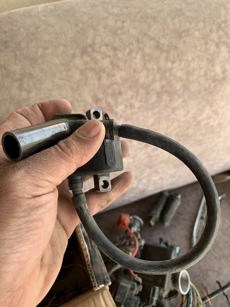 غراض أدراس
بغداد كمسارة
***********
