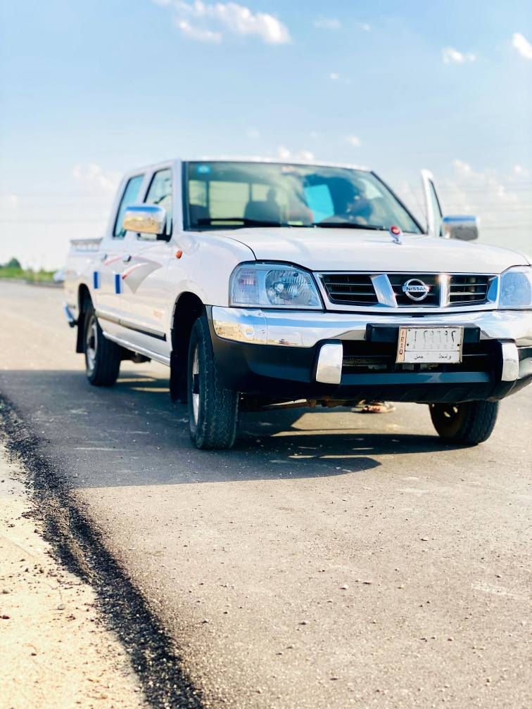 السلام عليكم بيكم نيسان2014 رقم واسط تحويل مباشر مكفوله من كلشي سياره على وضع الشركه جاهزه حداديه جديده تخم تاير تبريد 
العنوان ناصريه قضاء الدوايه 
السعر 144وبيها مجال
‏‪0774 216 8326‬‏
