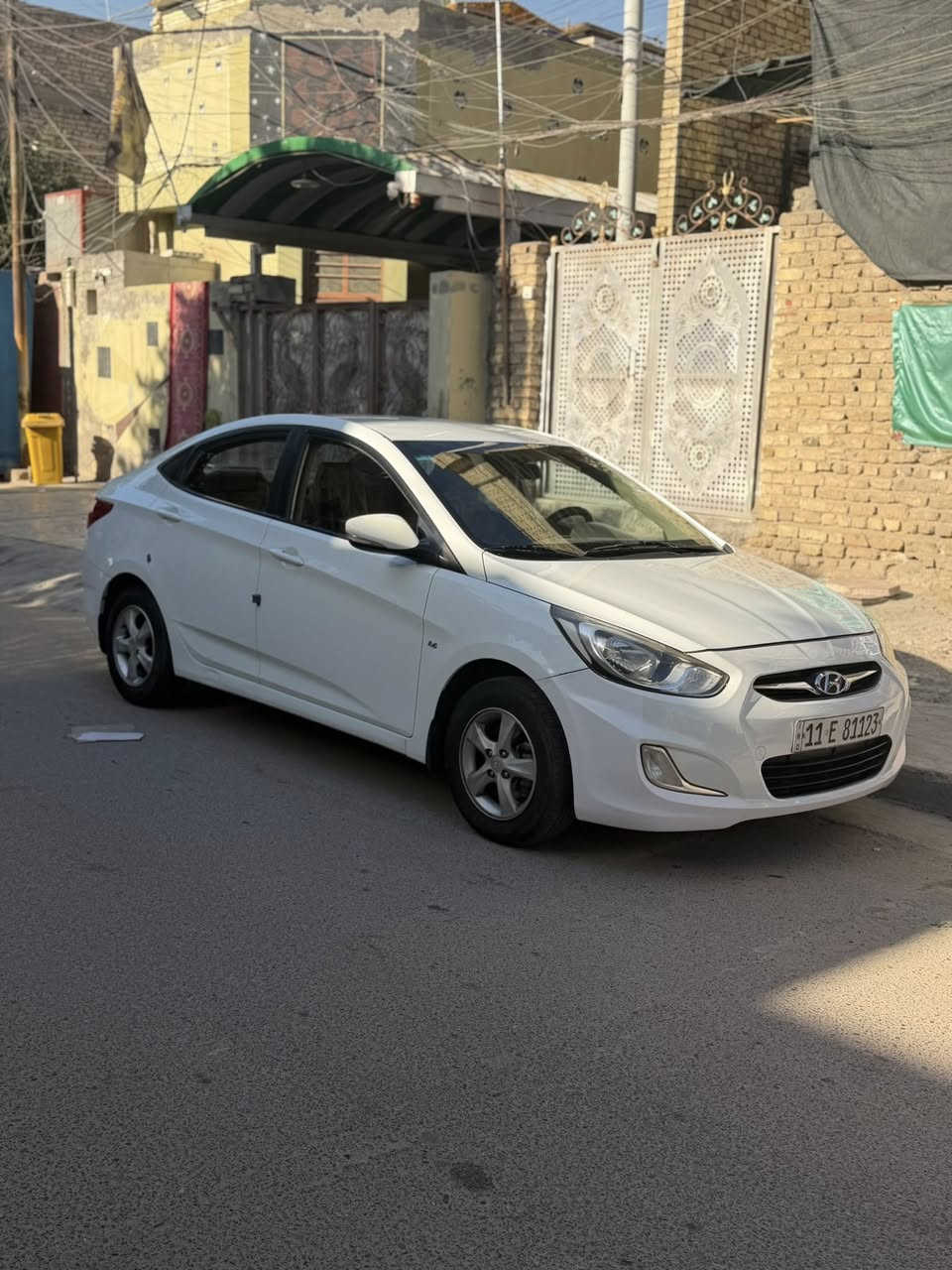 اكسنت موديل 2013  خليجية محرك 1600 دبل قطرة السيارة مكفولة من الضربة والصبغ جديدة وعلى ايد وحدة السيارة السعر 105 ورقات وبية مجال حك الجية التواصل 
 مكاني بغداد ***********
