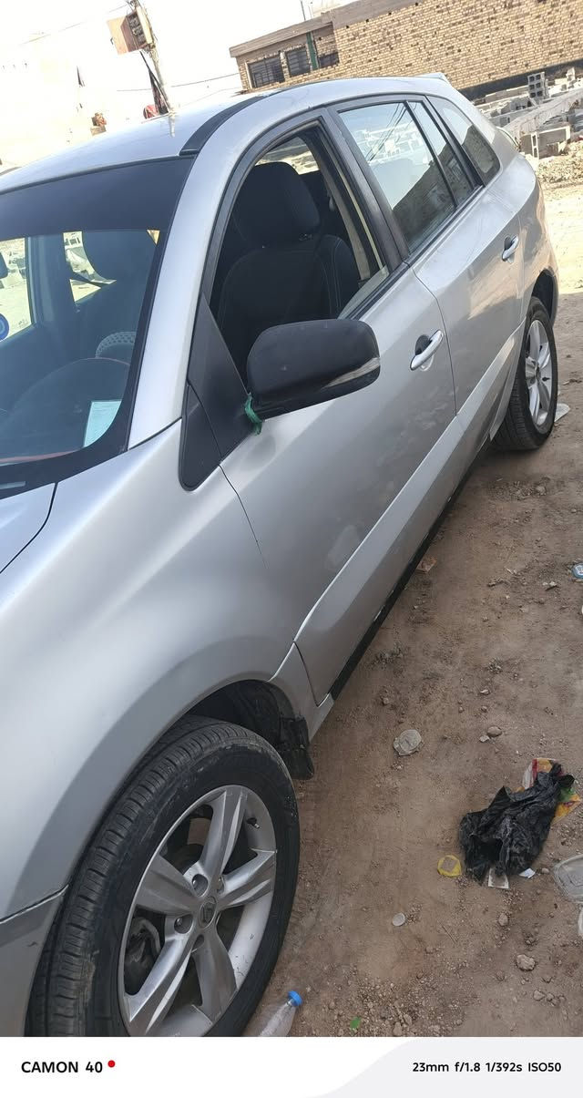 سلام عليكم رينو كوليوس للبيع2013 للاستفسار على رقم***********
