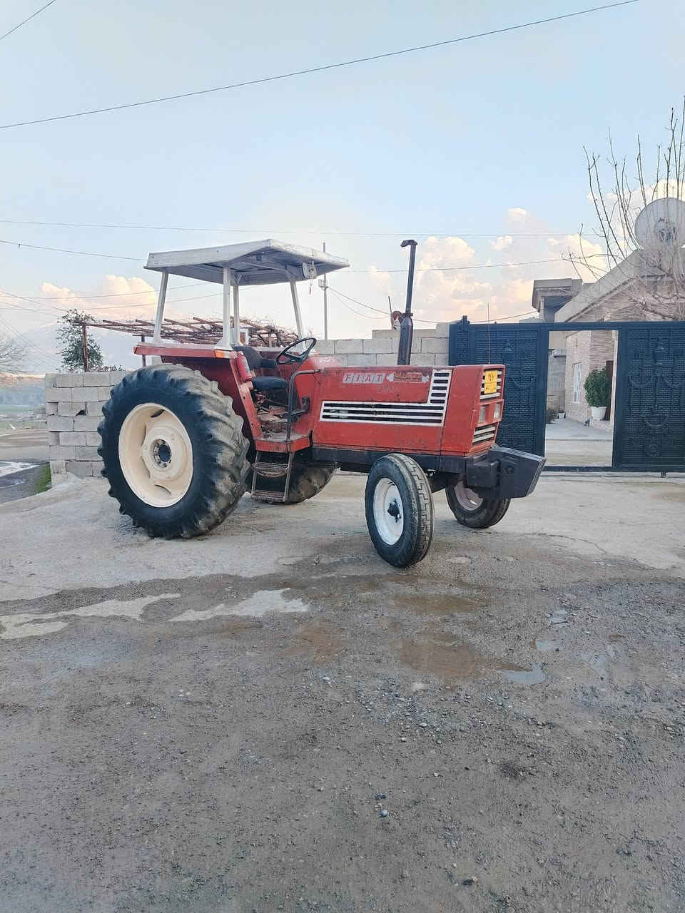 فیات البیع
مودیل 82
کتاب شریكەاصلی دیالی
محرك کیر اکسل کاردن کاروبا بشرط
مکان اربیل . سوران
***********
***********
