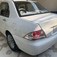 لانسر ٢٠١١ • ١٦٠٠ • سونار