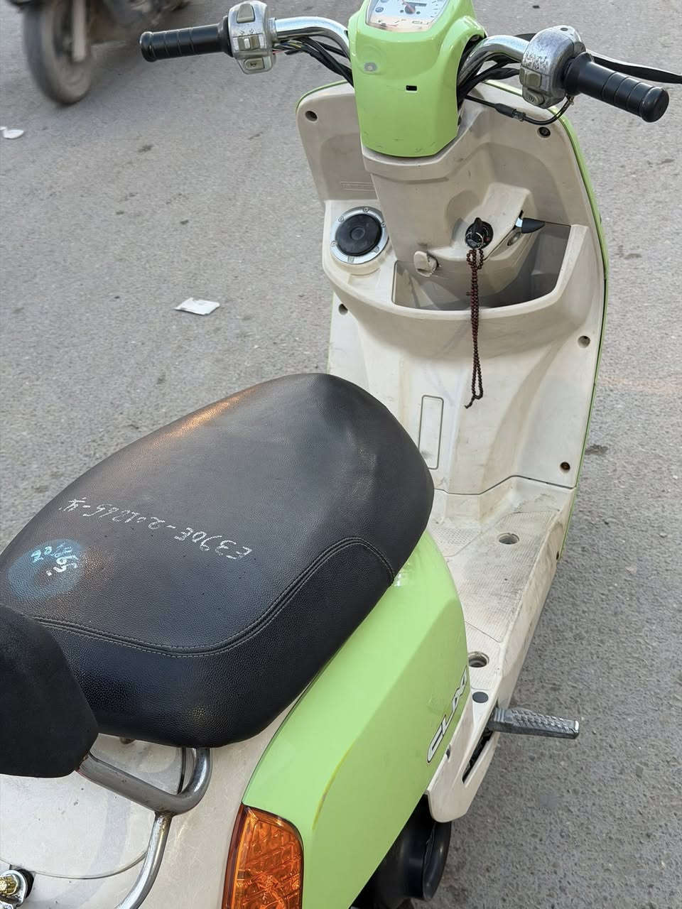 من رخصة الادمن 
سلام عليكم دراجه بوليس للبيع 
مكاني بغداد 
رقم الهاتف ***********
