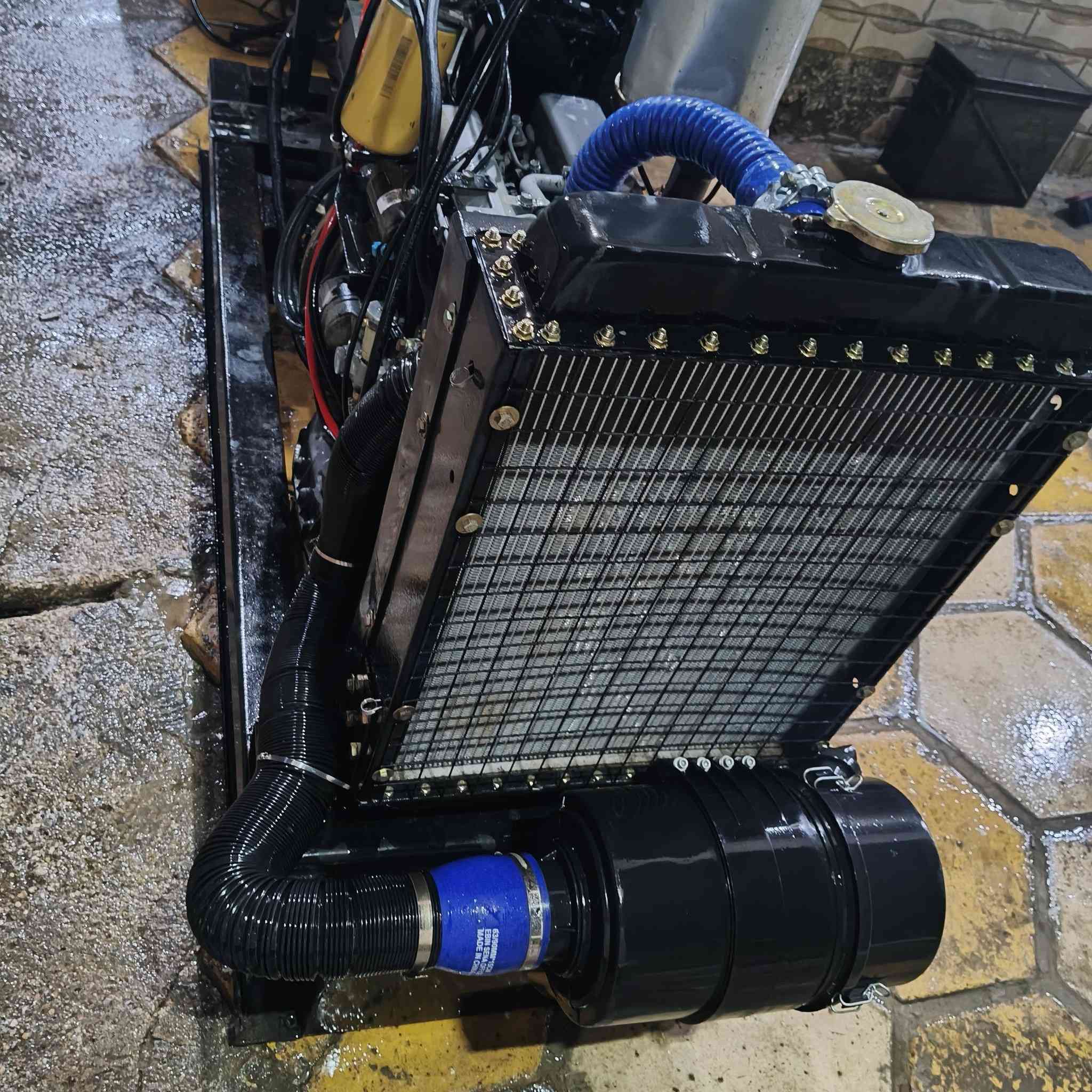 السلام عليكم مولده كابوته ياباني 4سلندر محرك اخو الزيرو ممفتوح ولابرغي 18كيفي توليد ايطالي نضام حمايه شاشه سعر 20 للستفسار ***********
