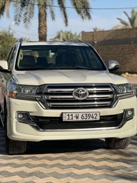 لاندكروزر GXR • كفاله عامه • رقم بغداد