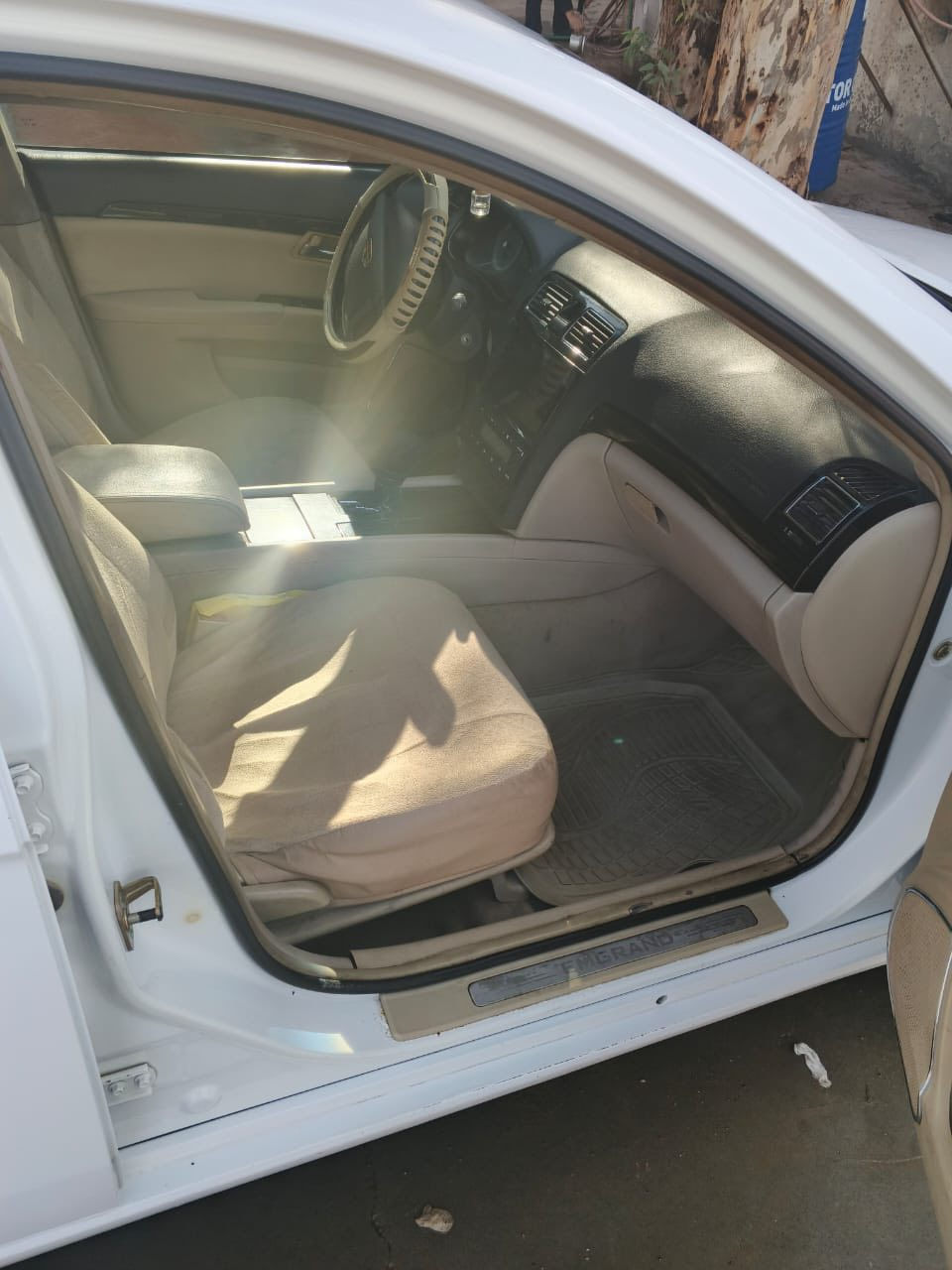 امكراند c8 2012 رقم نينوى فول عدا البصمه مابيها لاضربه ولاصبغ
السعر ٧٥$

***********
***********
